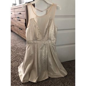 BCBGeneration Cream Cocktail Dress Size 6